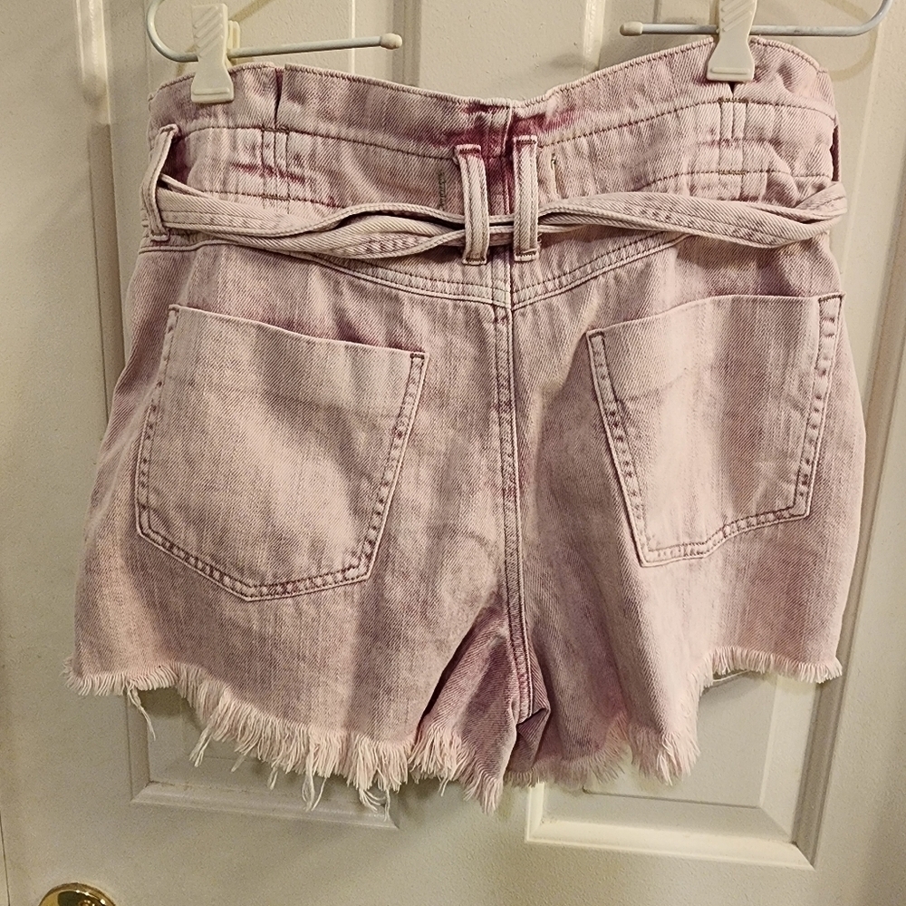 We the free distressed denim cut off shorts MED pink 100%cotton - Picture 5 of 6